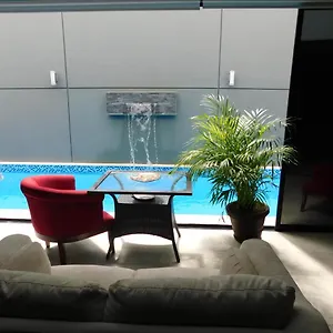  Apartment Oasis Urban Retreat